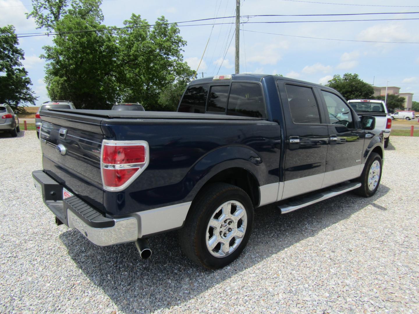 2013 Blue /Gray Ford F-150 SuperCrew 6.5-ft. Bed 2WD (1FTFW1CT3DK) with an 3.5L V6 TURBO engine, Automatic transmission, located at 15016 S Hwy 231, Midland City, AL, 36350, (334) 983-3001, 31.306210, -85.495277 - Photo#7